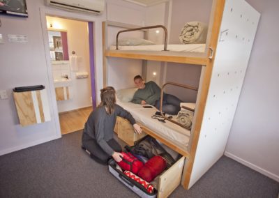 6 Bed Dorm En-Suite Bathroom, Absoloot Hostel QT