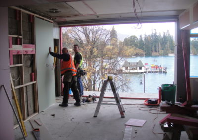 Queenstown lakeview accommodation - 2010 build